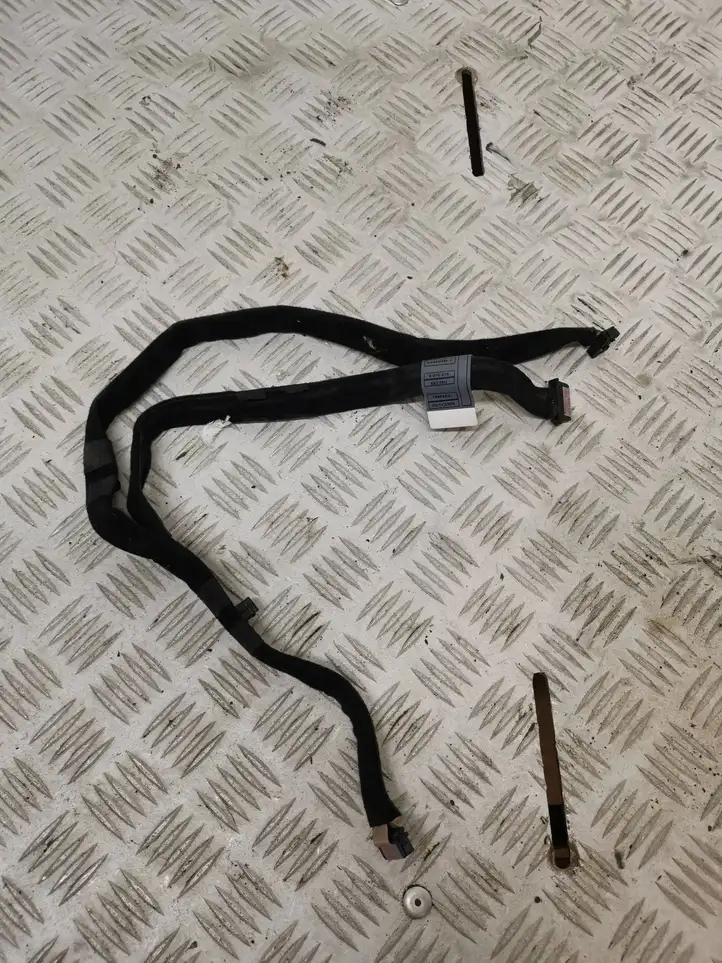 BMW 5 E60 E61 (2004 - 2010) 6970079 Прочая электропроводка — фото 1