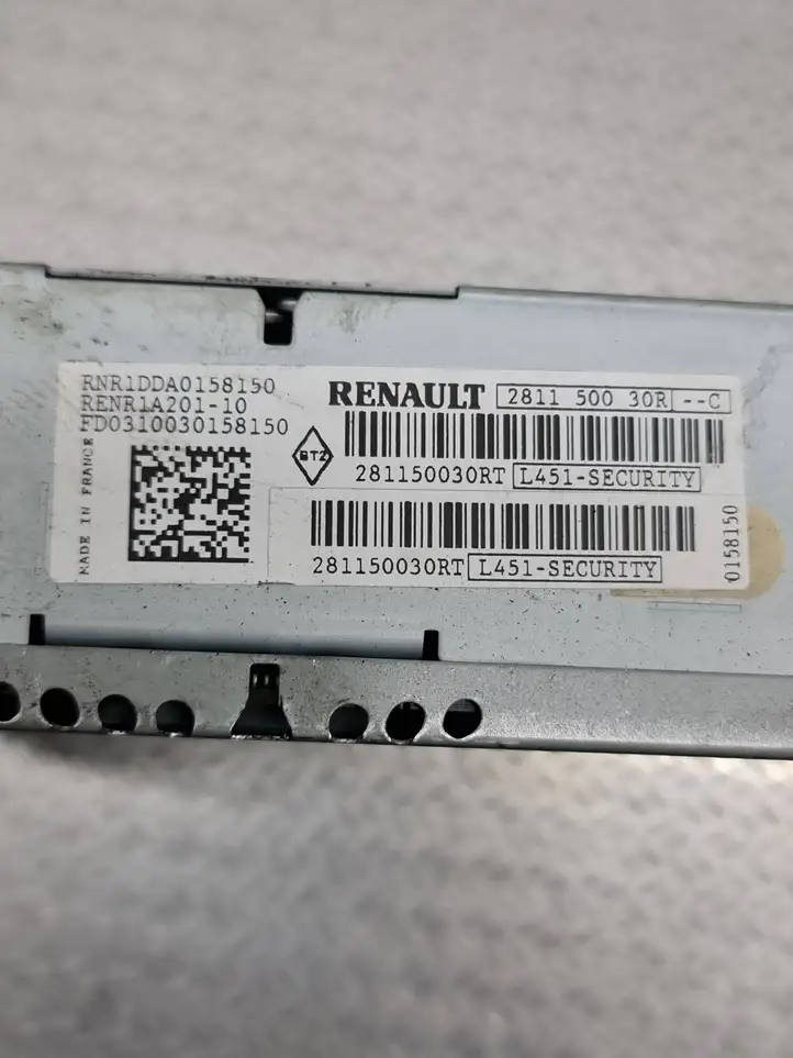 Renault Megane III (2009 - 2016) 281150030R Магнитола / мультимедийная система — фото 6