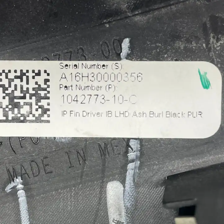 Tesla Model X (2015 - 2021) 104277310C Отделка внутренней панели салона — фото 2