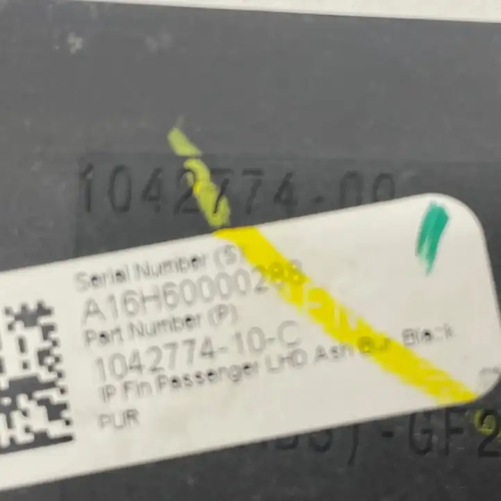 Tesla Model X (2015 - 2021) 104277410C Отделка внутренней панели салона — фото 2