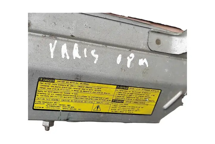 Toyota Yaris (2005 - 2009) 305477010 Коленная подушка безопасности — фото 4