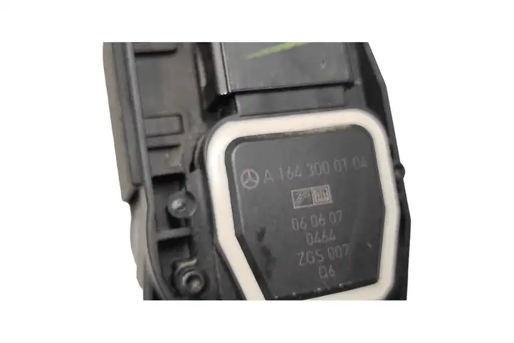 Mercedes-Benz R W251 (2005 - 2013) A1643000104 Педаль акселератора — фото 6