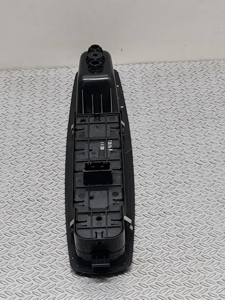 Renault Scenic III - Grand scenic III (2009 - 2016) 809610016R Блок кнопок стеклоподъемников — фото 4