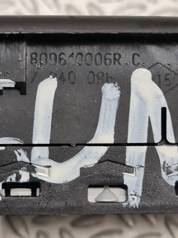 Renault Laguna III (2007 - 2015) 809610006R Блок кнопок стеклоподъемников — фото 5