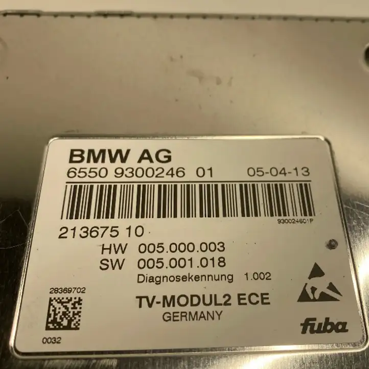 BMW 7 F01 (2008 - 2016) 21367510 Усилитель антенны — фото 3