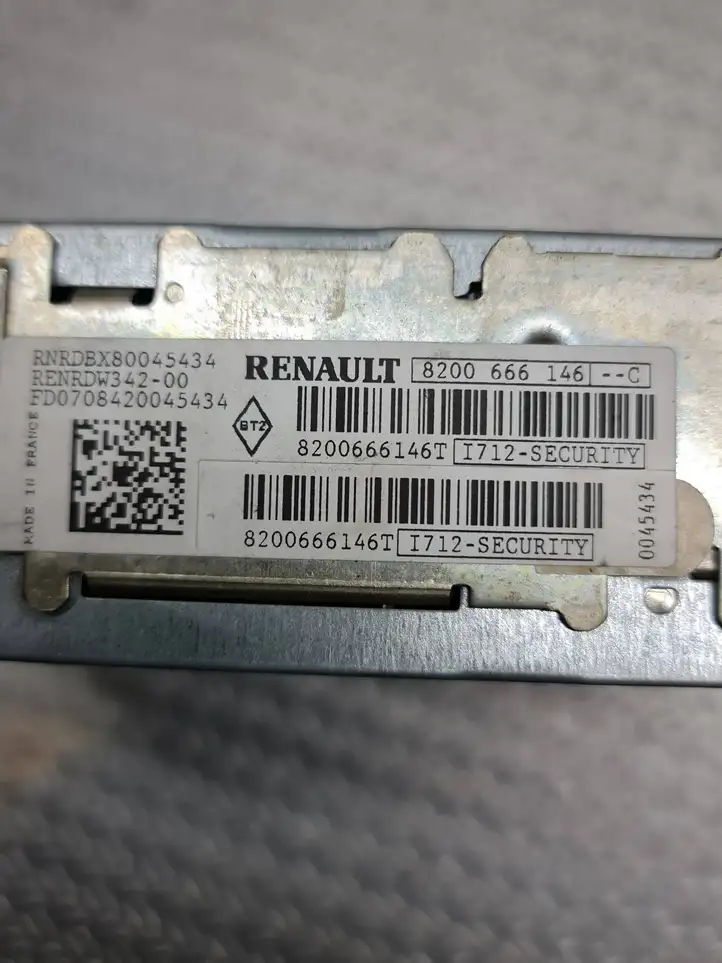Renault Scenic II - Grand scenic II (2003 - 2006) 8200666146 Магнитола / мультимедийная система — фото 6