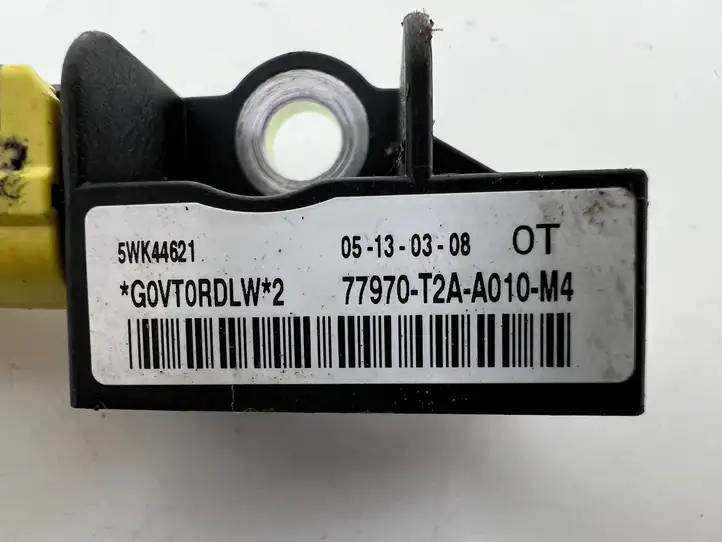 Honda CR-V (2012 - 2016) 77970T2AA010M4 Датчик удара SRS — фото 2