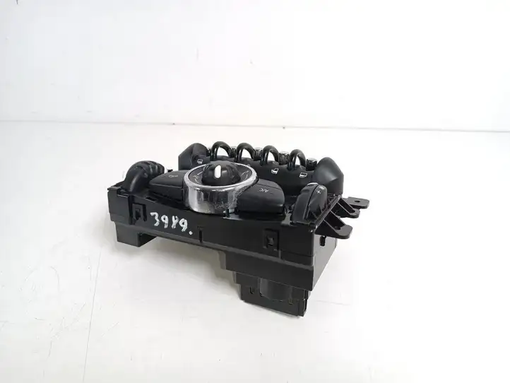 Mini Cooper Countryman R60 (2010 - 2016) 9808438 Блок управления кондиционером — фото 5