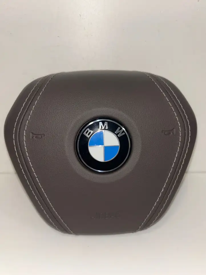 BMW 5 G30 G31 (2016 - ) 33687683305 Подушка безопасности руля — фото 1