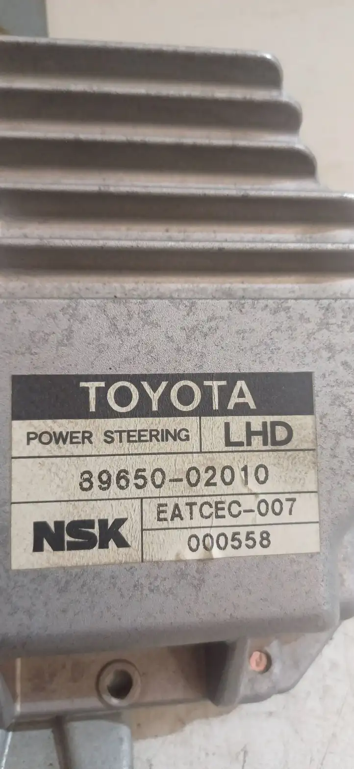 Toyota Corolla E120 E130 (2000 - 2004) 8965002010 Блок управления усилителем руля — фото 3