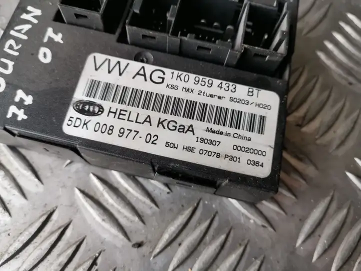 Volkswagen Touran I (2003 - 2010) 1K0959433BT Модуль комфорта — фото 2