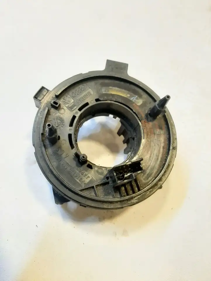 Volkswagen PASSAT B5 (1997 - 2000) 1J0959653B Контактное кольцо SRS — фото 1