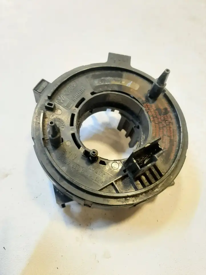 Volkswagen PASSAT B5 (1997 - 2000) 1J0959653B Контактное кольцо SRS — фото 4