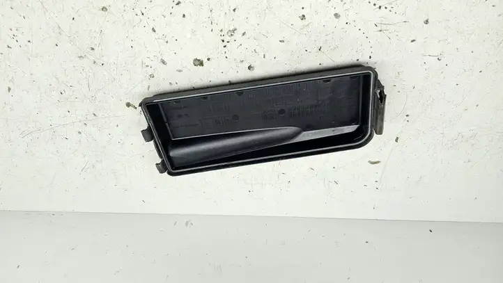 Opel Vectra C (2002 - 2005) 460023260 Крышка ящика предохранителей — фото 3