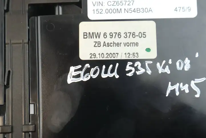 BMW 5 E60 E61 (2004 - 2010) 6976376 Передняя пепельница — фото 4