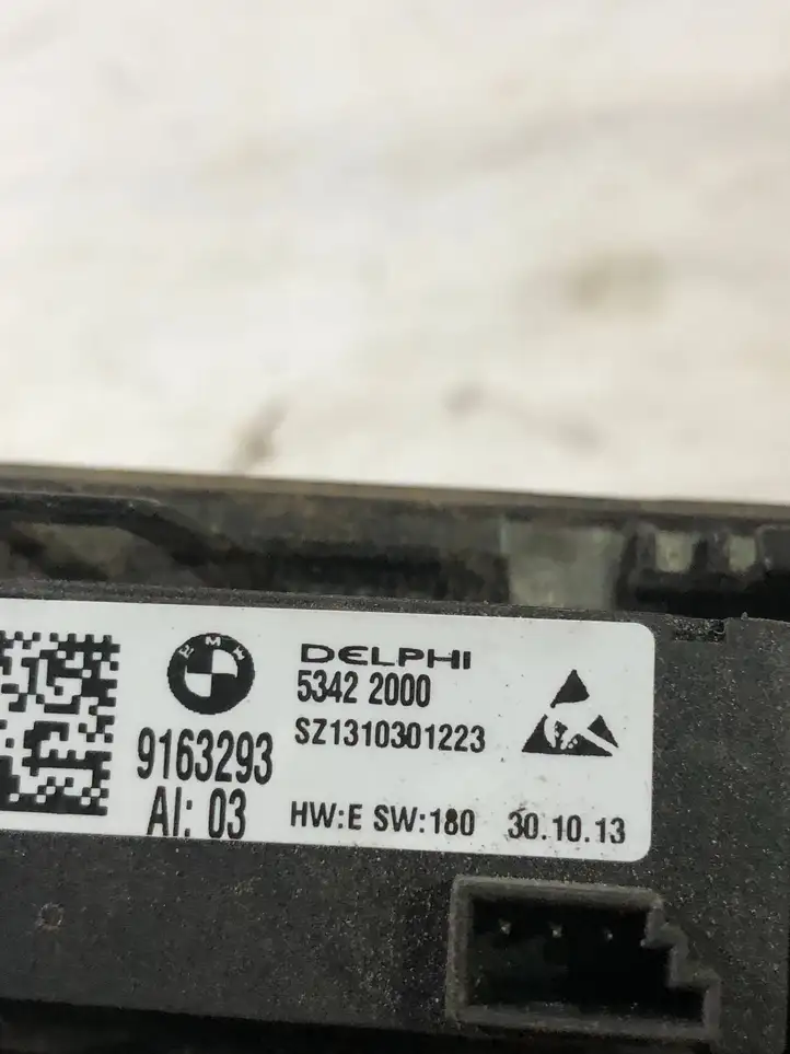 BMW X5 F15 (2013 - 2017) 9163293 Включатель обогрева — фото 4