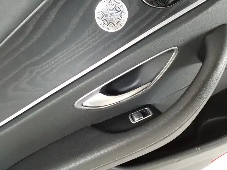 Mercedes-Benz E W213 (2016 - ) A2137309705 Обшивка задней двери — фото 4