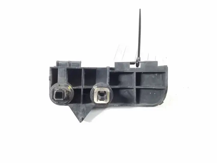 Toyota Auris 150 (2006 - 2012) 52563-02030 Кронштейн заднего бампера — фото 3