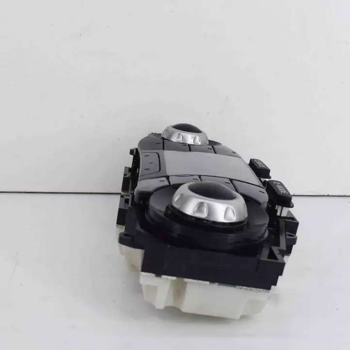 Nissan Juke I F15 (2010 - 2018) 24845BX83B Управление климат контролем — фото 3