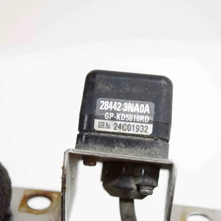 Nissan Leaf I (ZE0) (2010 - 2017) KD5616RD Камера заднего вида в бампере — фото 5