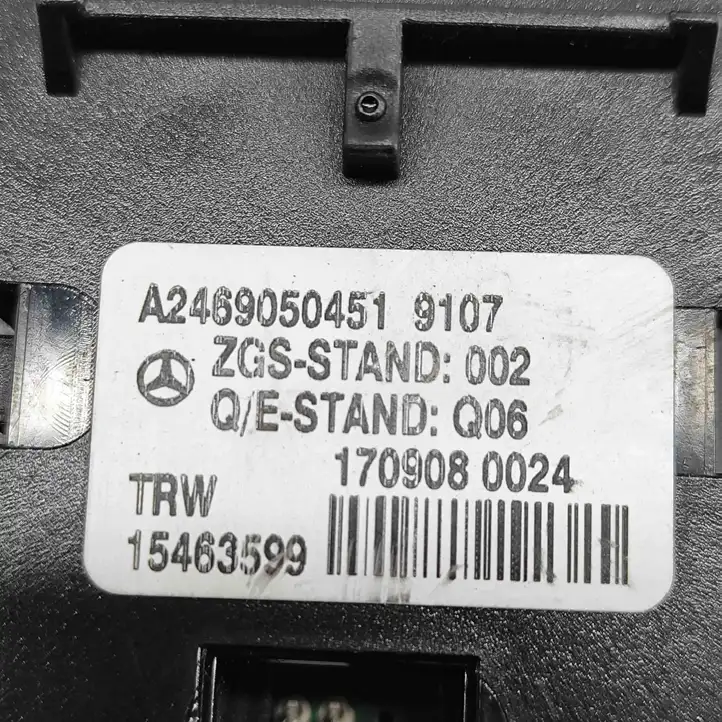 Mercedes-Benz CLA C117,X117,W117 (2013 - 2019) A2469050451 Кнопка ручного тормоза — фото 8