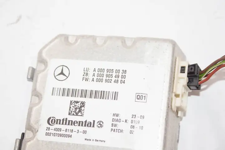 Mercedes-Benz E W212 (2009 - 2016) A0009054900 Камера в лобовом стекле — фото 8