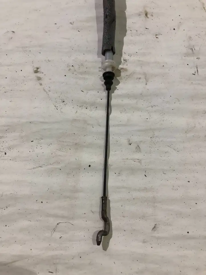 BMW X5 F15 (2013 - 2017)  7323100 Трос передней двери