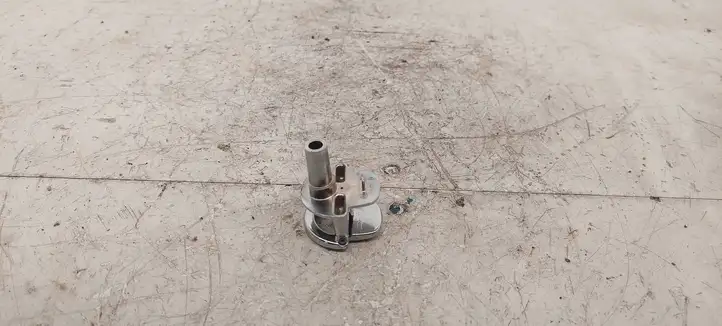 Volkswagen PASSAT B6 (2005 - 2010)  3C9867160 Держатель