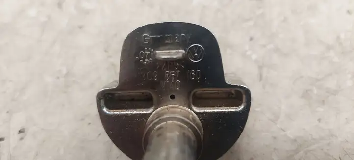 Volkswagen PASSAT B6 (2005 - 2010)  3C9867160 Держатель