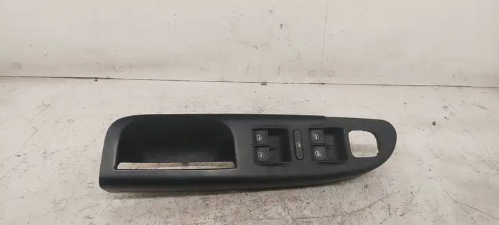 Volkswagen PASSAT B6 (2005 - 2010) 3C1867171B Блок кнопок стеклоподъемников — фото 5