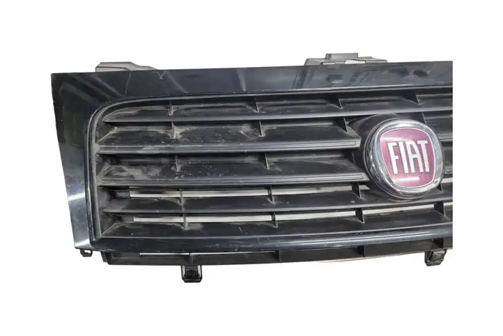 Fiat Scudo (2007 - 2016) 1497652077 Передняя решетка — фото 8