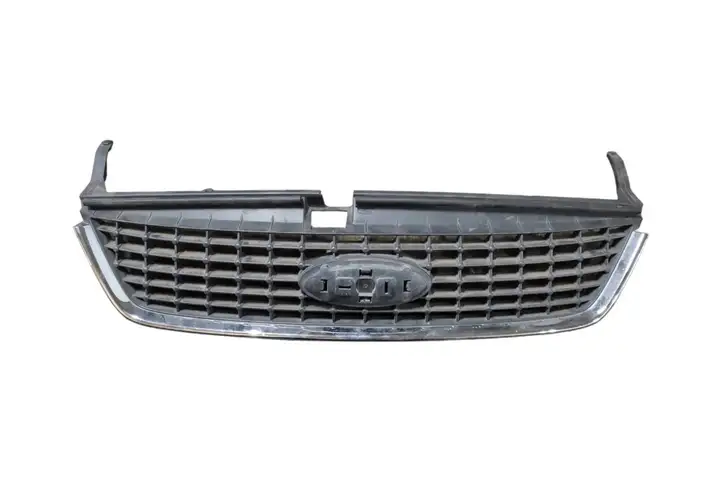 Ford Mondeo Mk III (2000 - 2007) 7S718200A Передняя решетка — фото 1