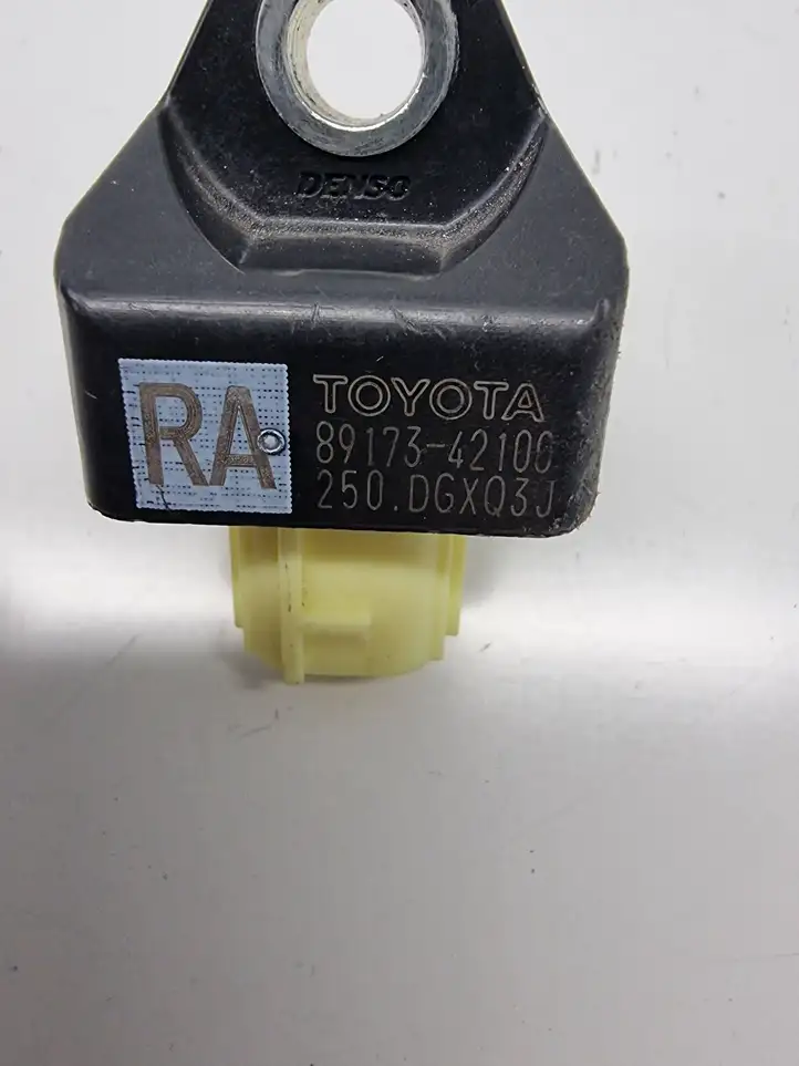 Toyota RAV 4 (XA50) (2018 - ) 8917342100 Датчик удара SRS — фото 5
