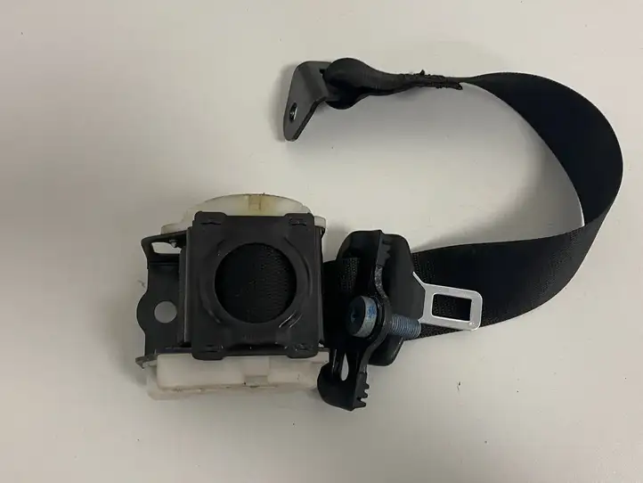 Mercedes-Benz C W203 (2000 - 2007) 2038609085 Задний ремень безопасности — фото 1