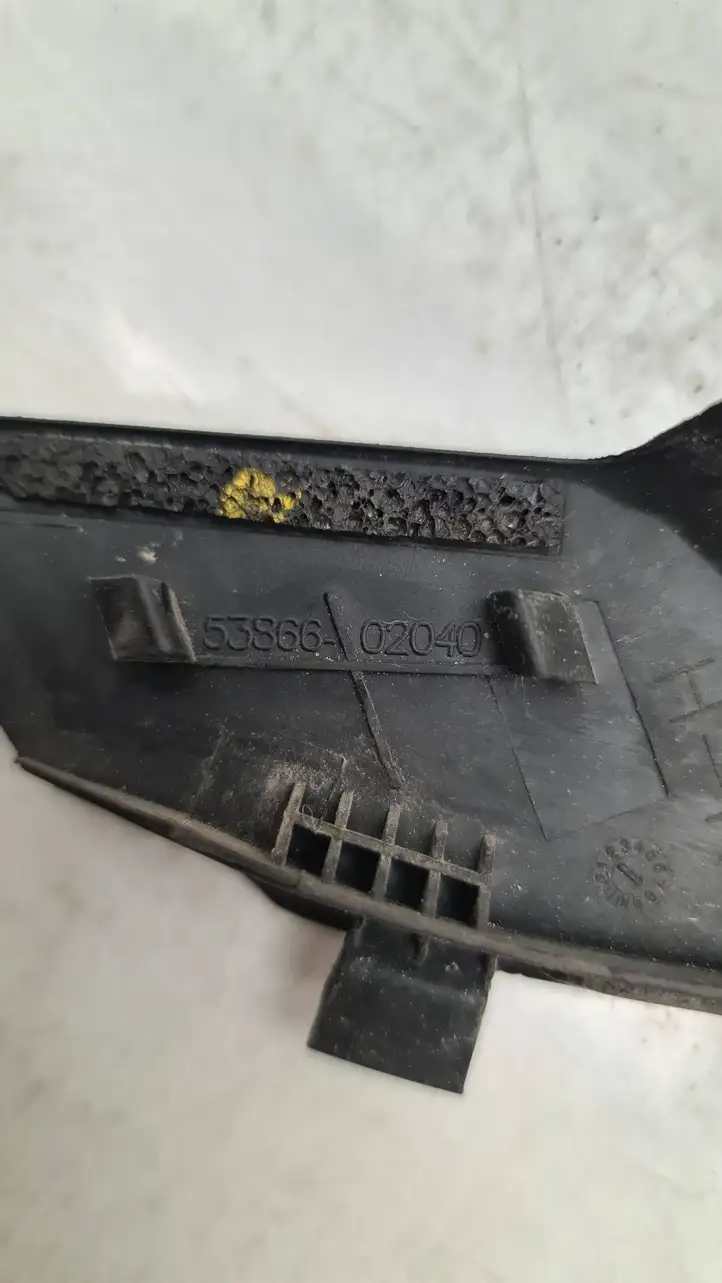 Toyota Auris E180 (2012 - 2018) 5386602040 Накладка крыла — фото 3