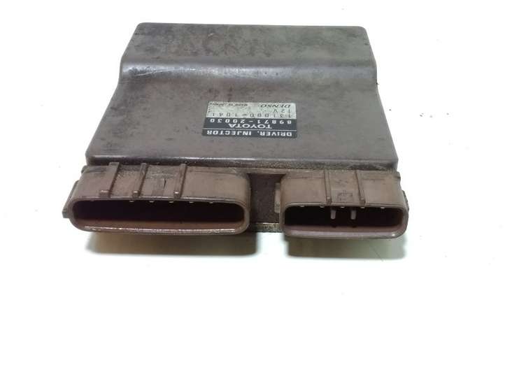 Toyota Corolla Verso E121 (2001 - 2004)  8987120030 Блок управления топливных форсунок