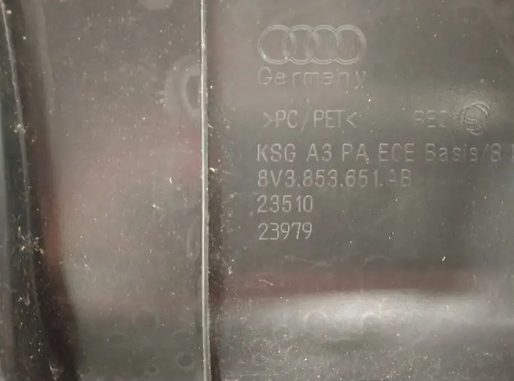 Audi A3/S3 8V (2016 - 2020) 8V3853651AB Верхняя решетка радиатора — фото 6