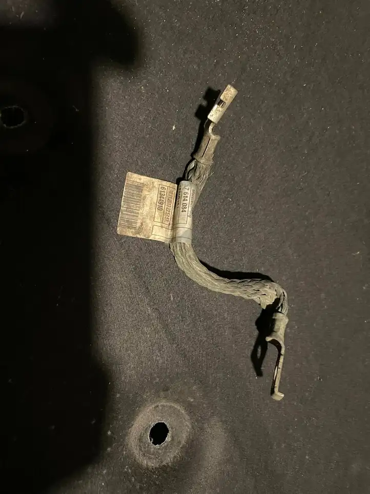 BMW 1 F20 F21 (2011 - 2019) 7614084 Прочая электропроводка — фото 1