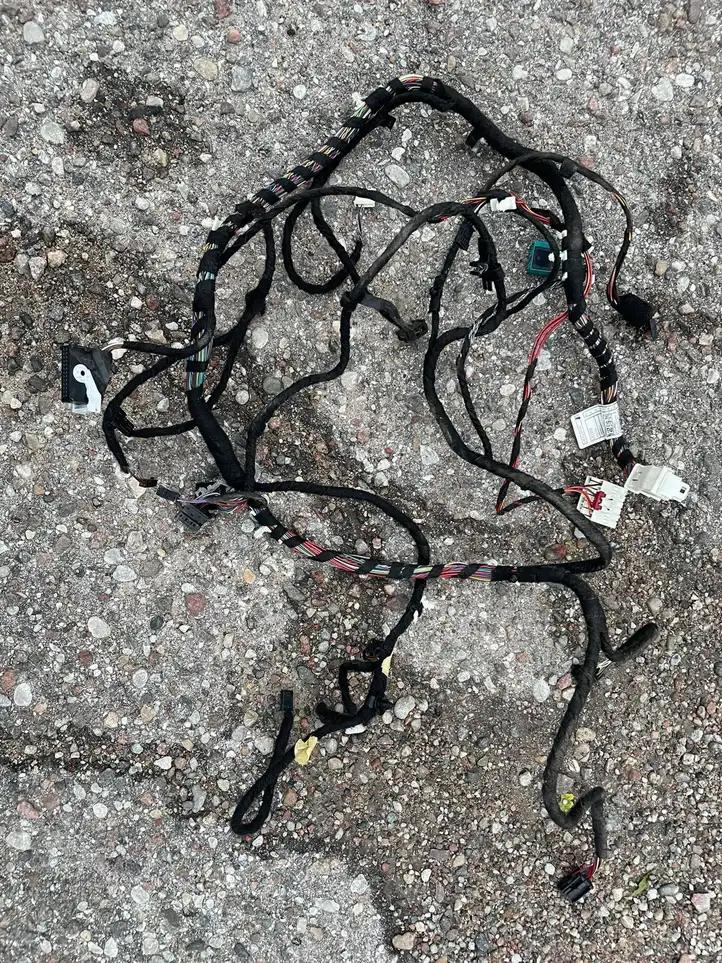 BMW 1 F20 F21 (2011 - 2019) 9266027 Прочая электропроводка — фото 1
