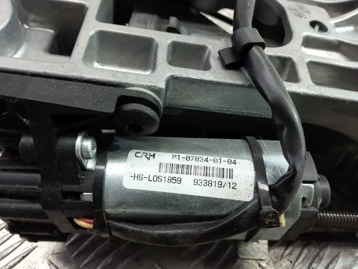 BMW 5 F10 F11 (2009 - 2016) 6787926 Комплект оси рулевого колеса — фото 4