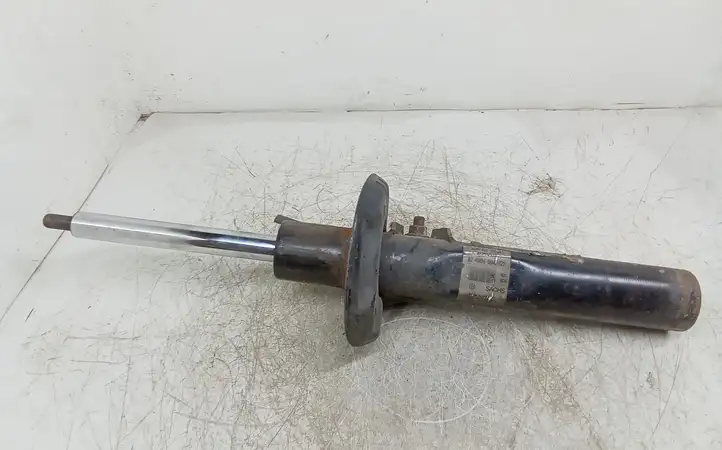 Volkswagen PASSAT B6 (2005 - 2010) 3C0413031AS Передний амортизатор — фото 1