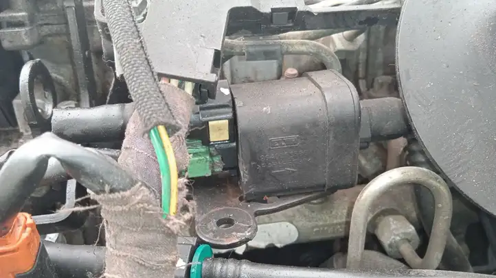 Citroen Xsara Picasso (1999 - 2012) 9640055680 Подогреватель топливного фильтра — фото 1