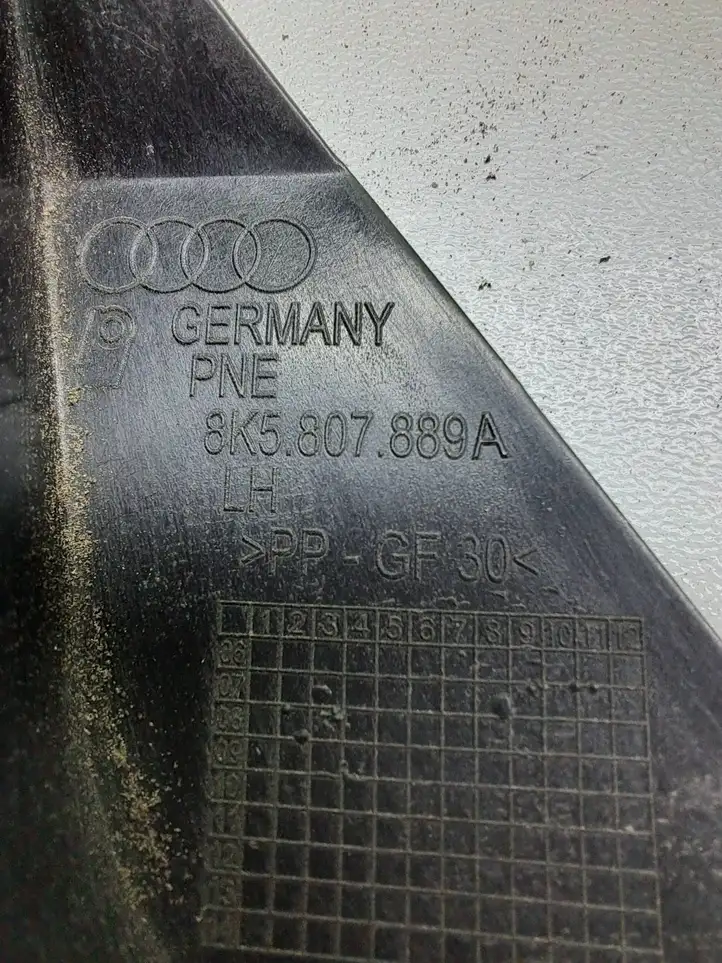 Audi A4 S4 B8 8K (2007 - 2011) 8K5807889A Кронштейн заднего бампера — фото 3
