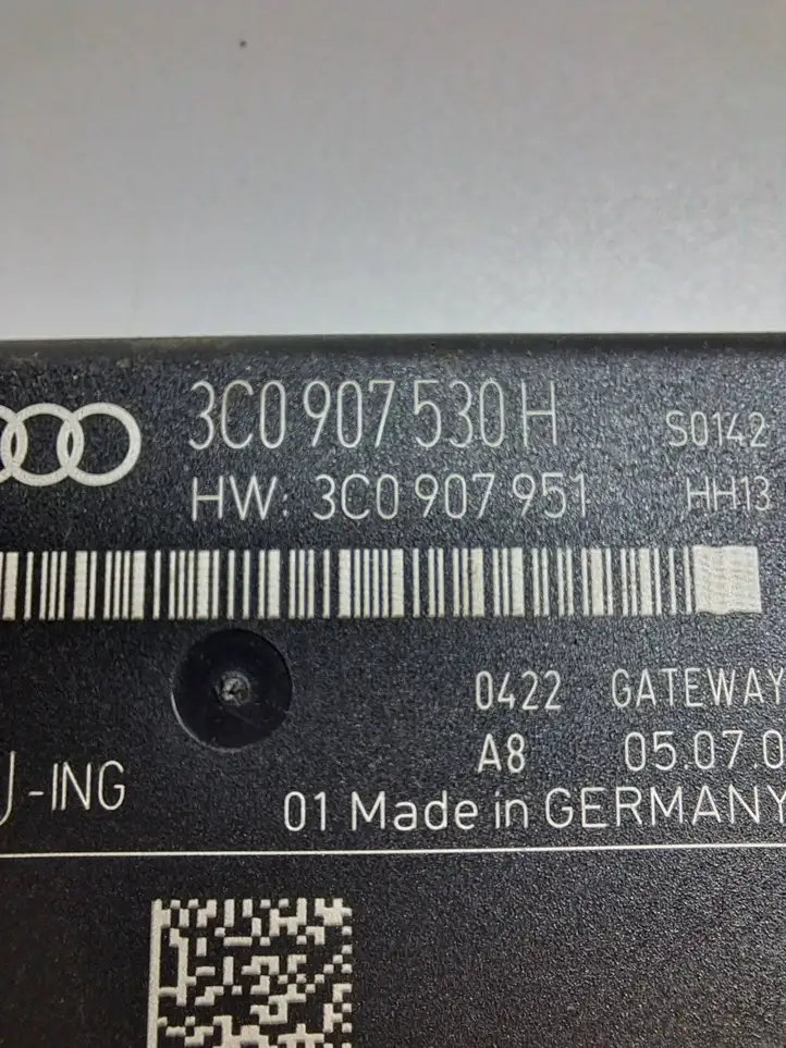 Volkswagen PASSAT B6 (2005 - 2010) 3C0907530H Модуль Gateway — фото 3