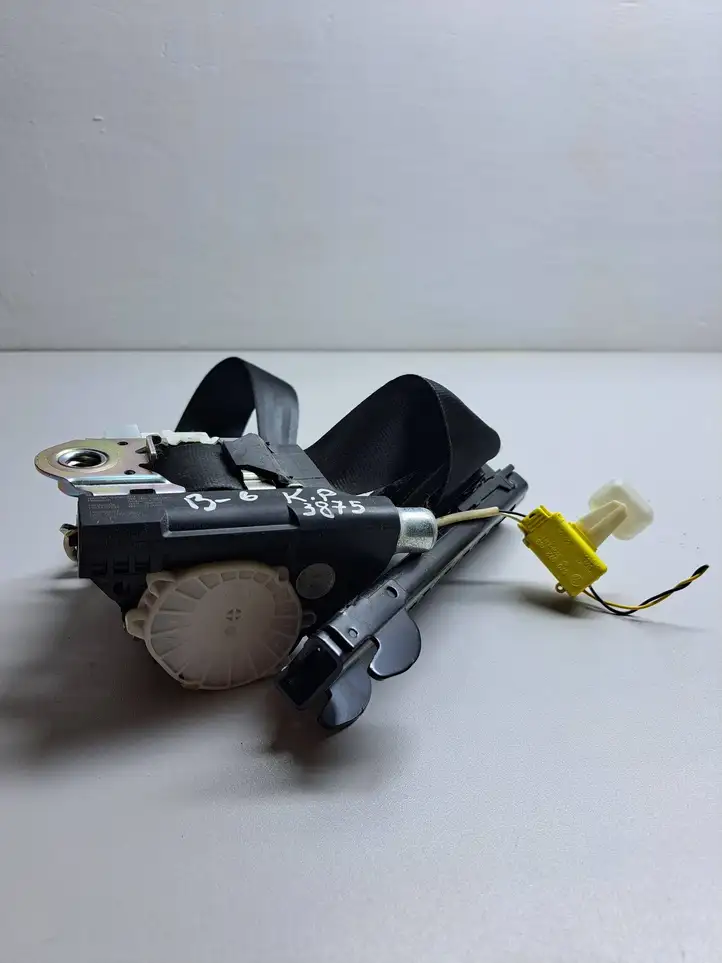 Volkswagen PASSAT B6 (2005 - 2010) 34032206A Передний ремень безопасности — фото 1