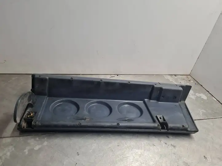 Mercedes-Benz Sprinter W901 W902 W903 W904 (1995 - 2007) 9016800498 Крышка бардачка — фото 2