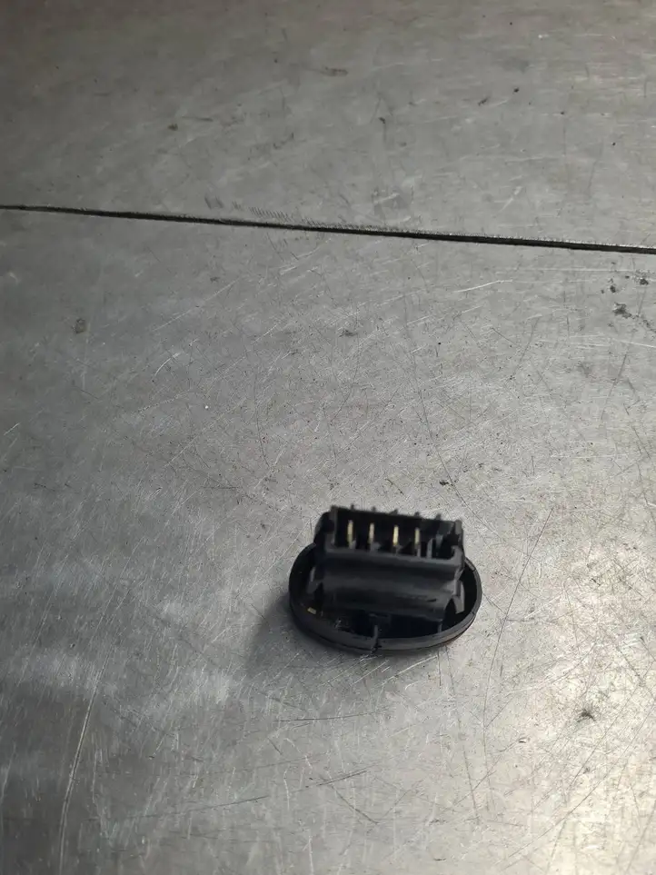 Renault Scenic I (1996 - 2003) 429990B Кнопка обогрева стекла — фото 3