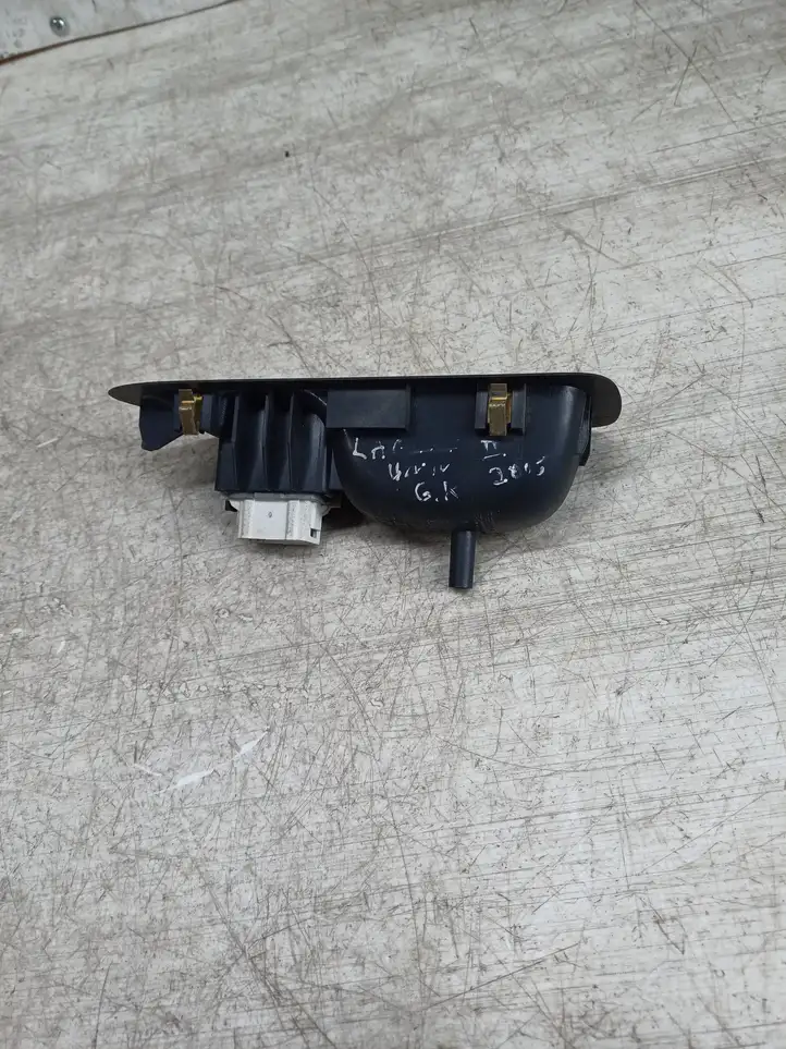 Renault Laguna II (2001 - 2005) 8200016013 Блок кнопок стеклоподъемников — фото 4