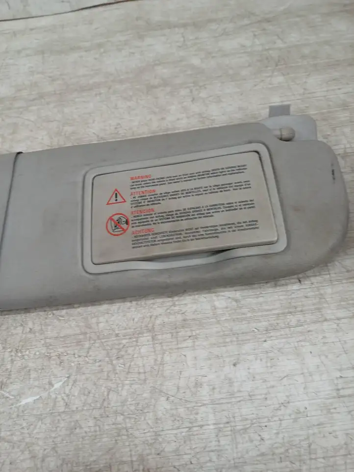 Renault Laguna II (2001 - 2005) 820000096 Солнцезащитный козырек — фото 3
