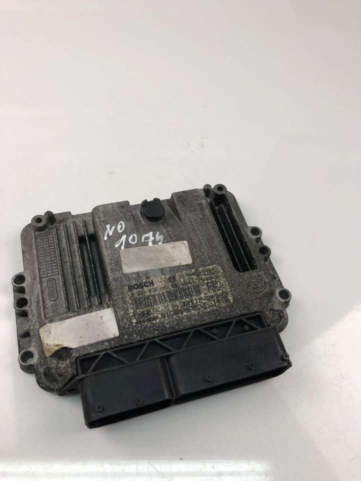 391122A982 Hyundai i30 Galios (ECU) modulis